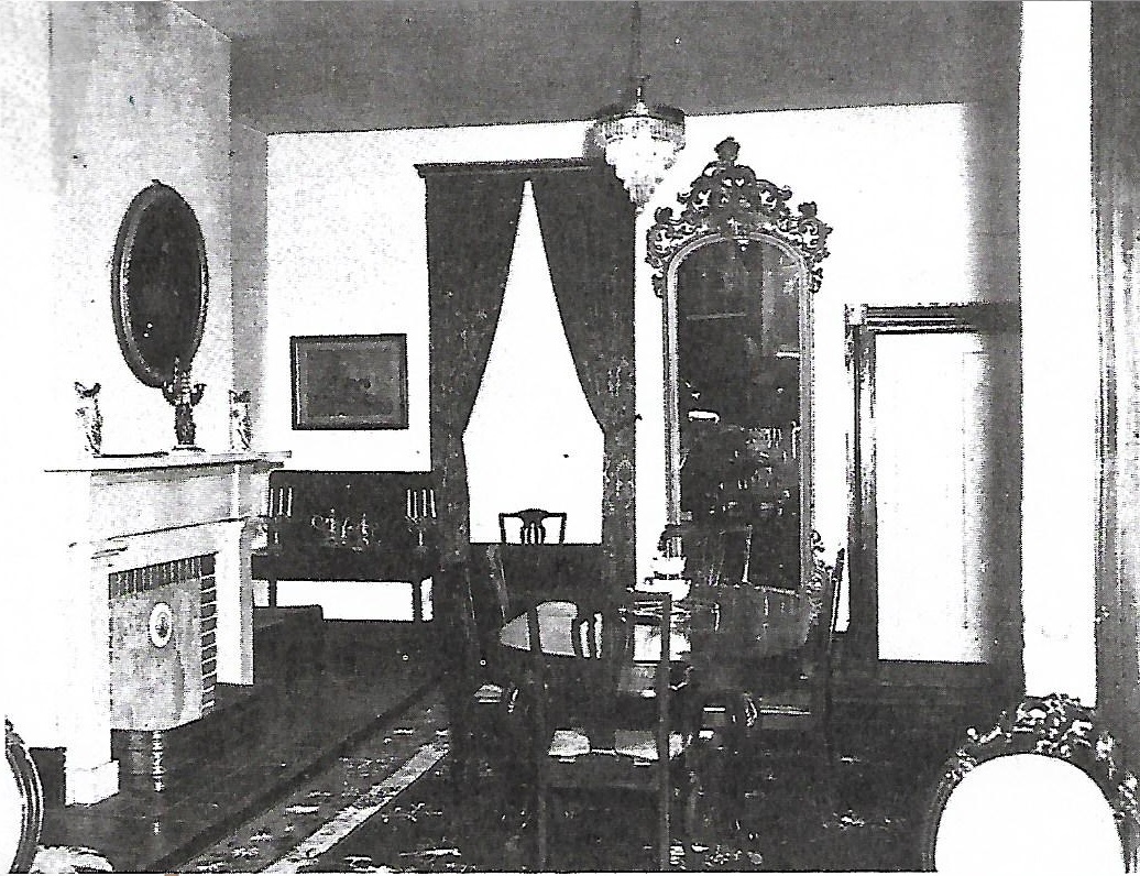 Photo of the dining room